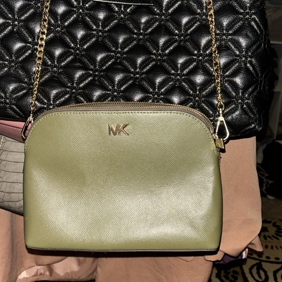 Michael Kors for a screen, Crossbody and wallet set. - Picture 4 of 6
